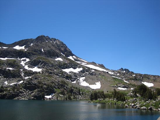 Blue_Winnemucca-Lake.jpg